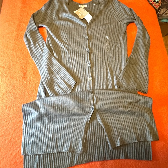 Mame Kurogouchi and Uniqlo collab 3D knit ribbed long cardigan NWT - Picture 3 of 12